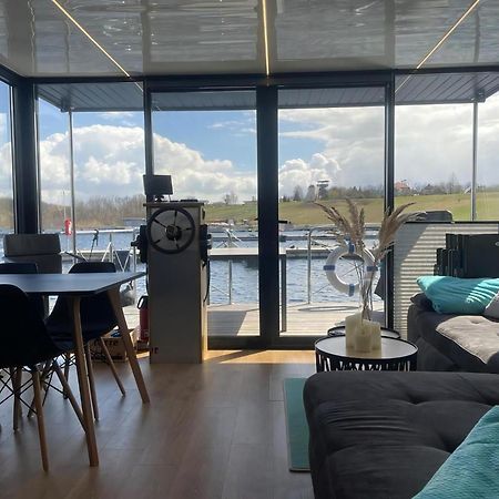 Hausboot Schiff Fuer 4 Personen Ca, 33 M Sup2 In Braunsbedra, Sachsen Anhalt Halle Saale Unstrut Region Buitenkant foto