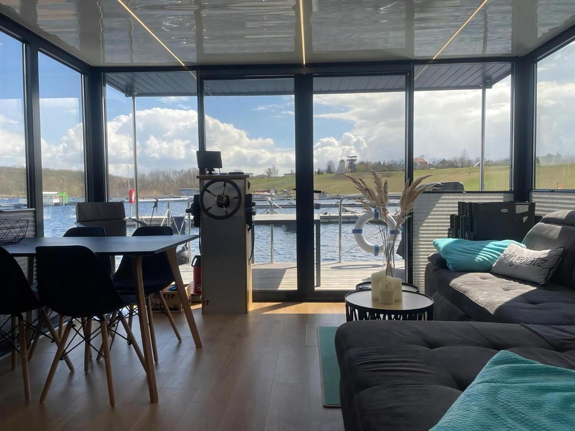 Hausboot Schiff Fuer 4 Personen Ca, 33 M Sup2 In Braunsbedra, Sachsen Anhalt Halle Saale Unstrut Region Buitenkant foto